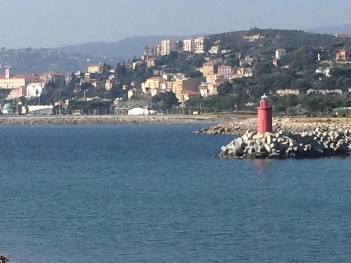 B&B Note Di Mare Imperia Kültér fotó