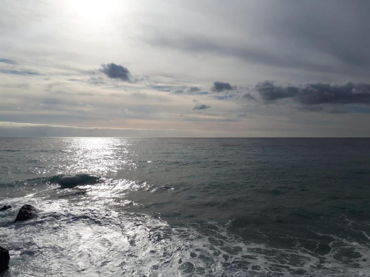 B&B Note Di Mare Imperia Kültér fotó