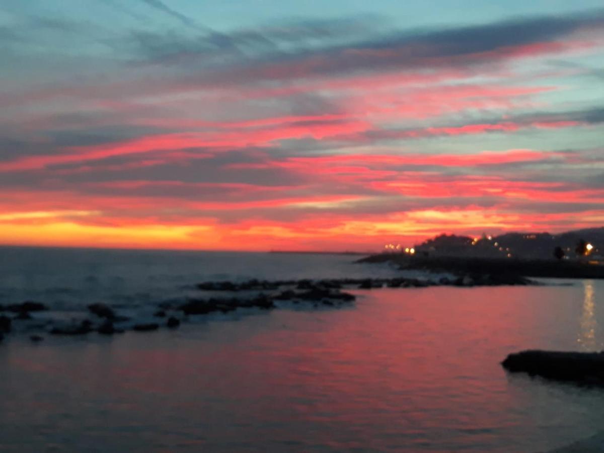 B&B Note Di Mare Imperia Kültér fotó